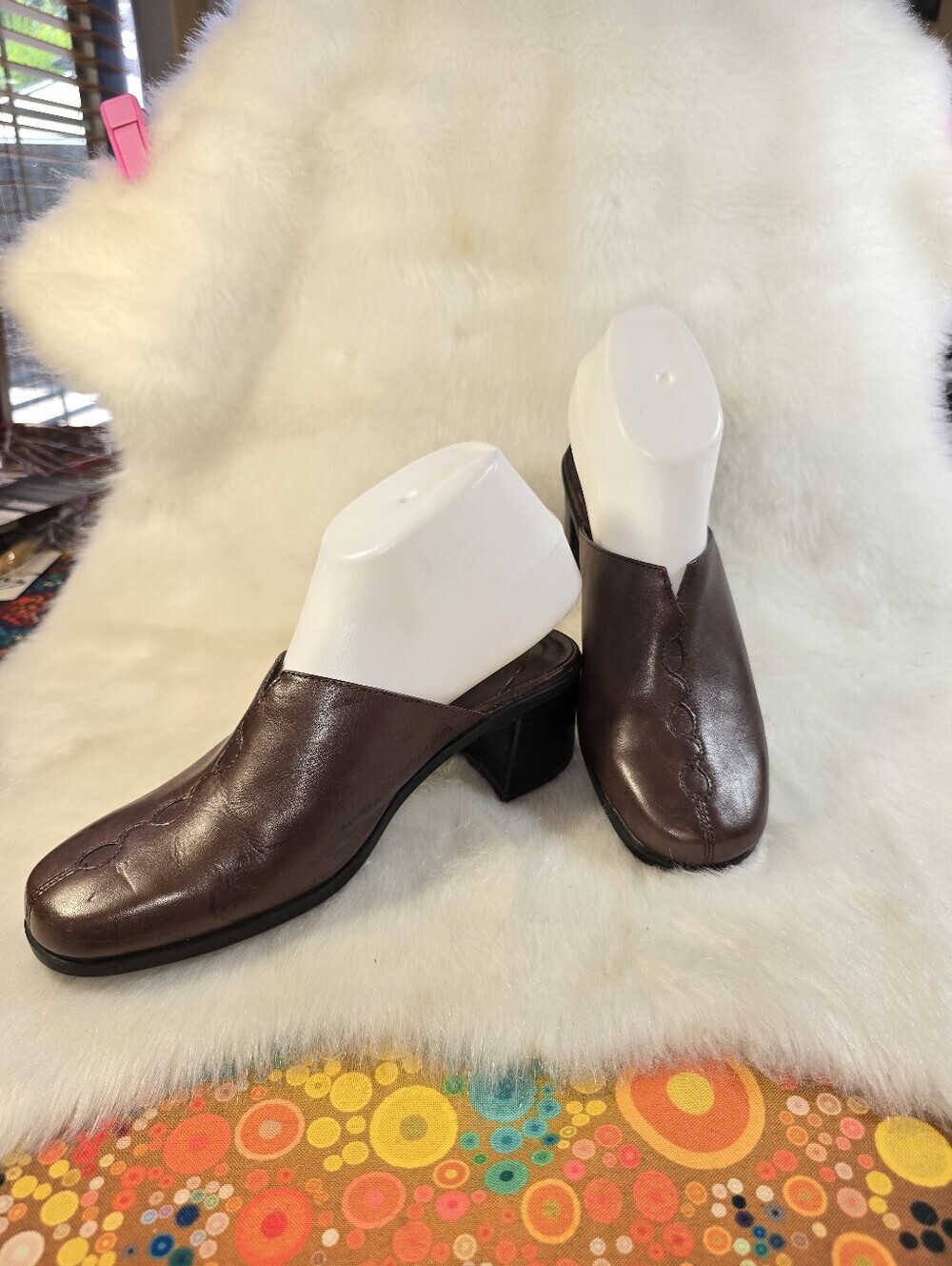 Clark's Brown Leather Closed-toe Mules Heels - Women's Slip-On Shoes